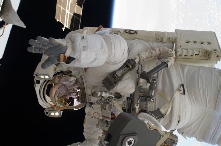 Alvin Drew Works on the International Space Station