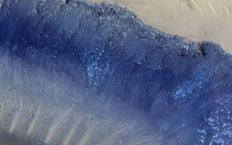 Landslides in Mars’ Cerberus Fossae