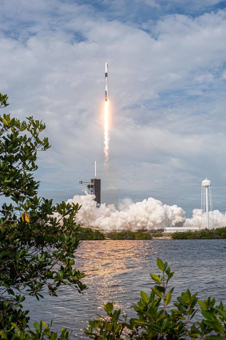 SpaceX的飞行中止测试升空