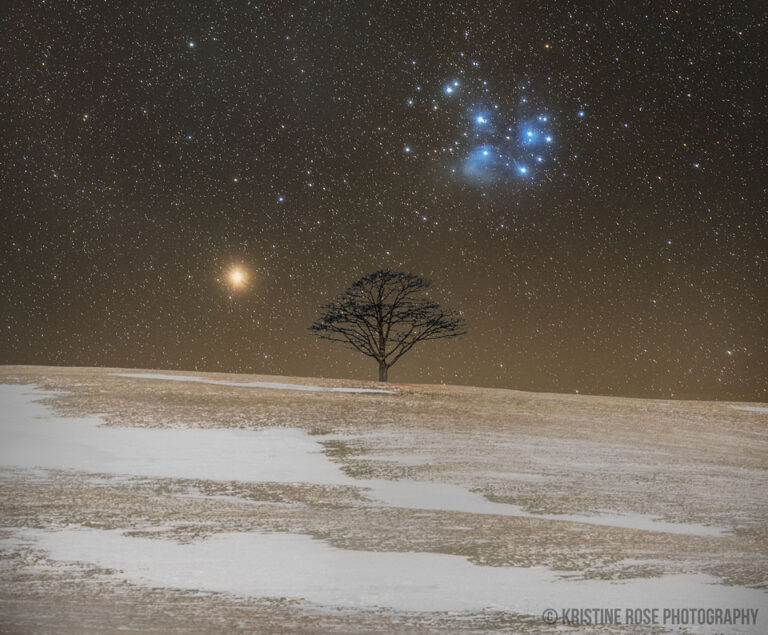 醋山后方的火星与昴宿星团