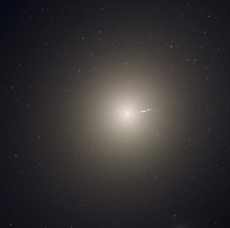 M87